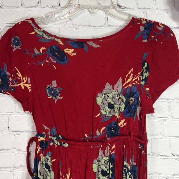 Patrons of Peace floral wrap dress - Picture 9 of 12